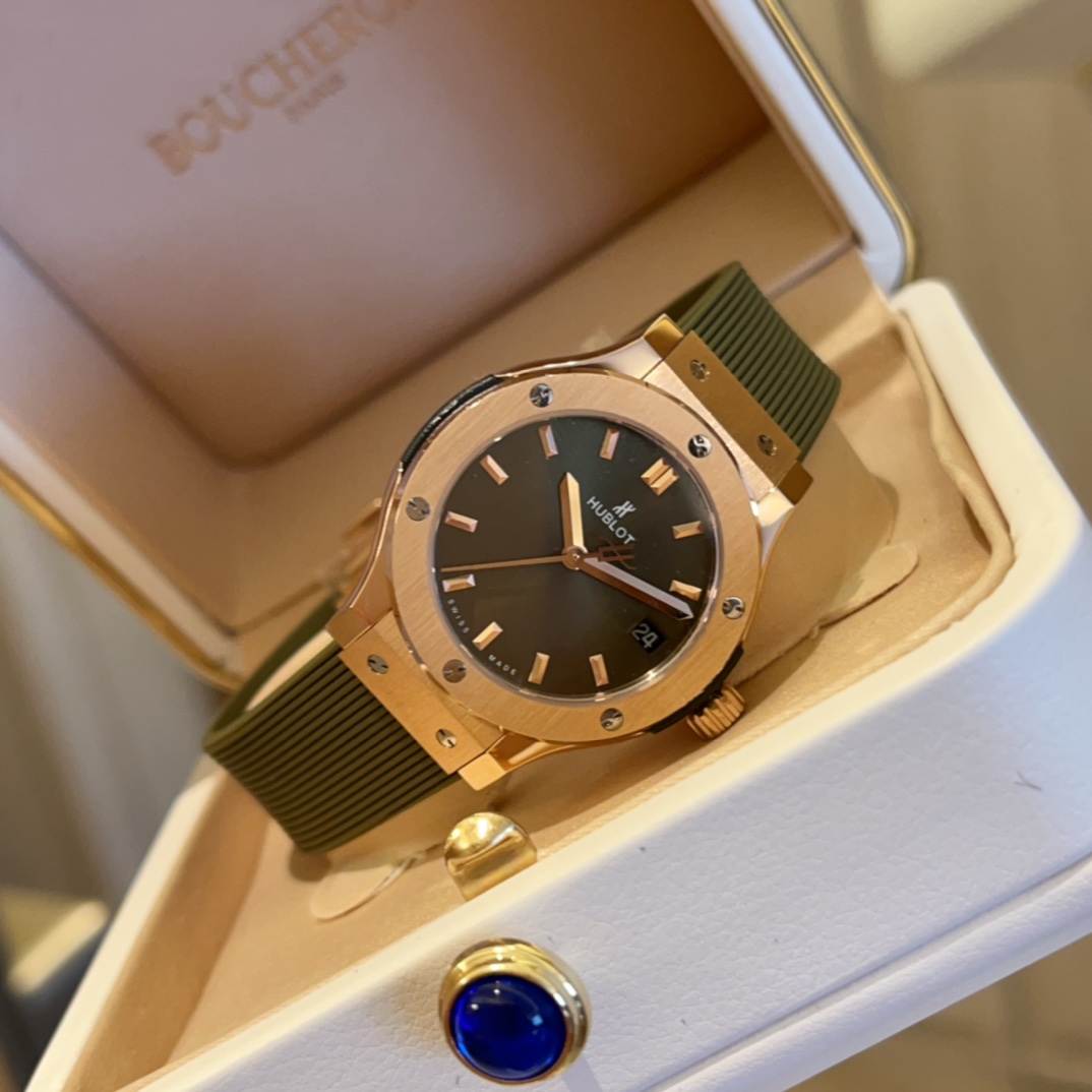 Hublot Classic Fusion 33mm Donna Quartz Replica Orologio
